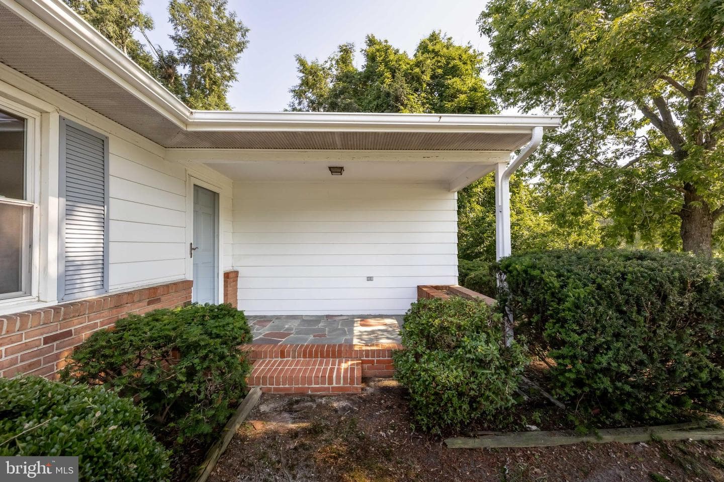 9839 Sharptown Road photo 5