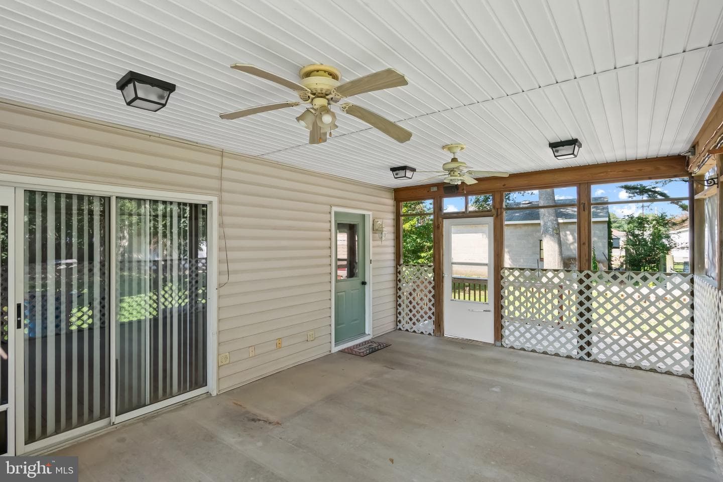 103 Howard Street photo 17
