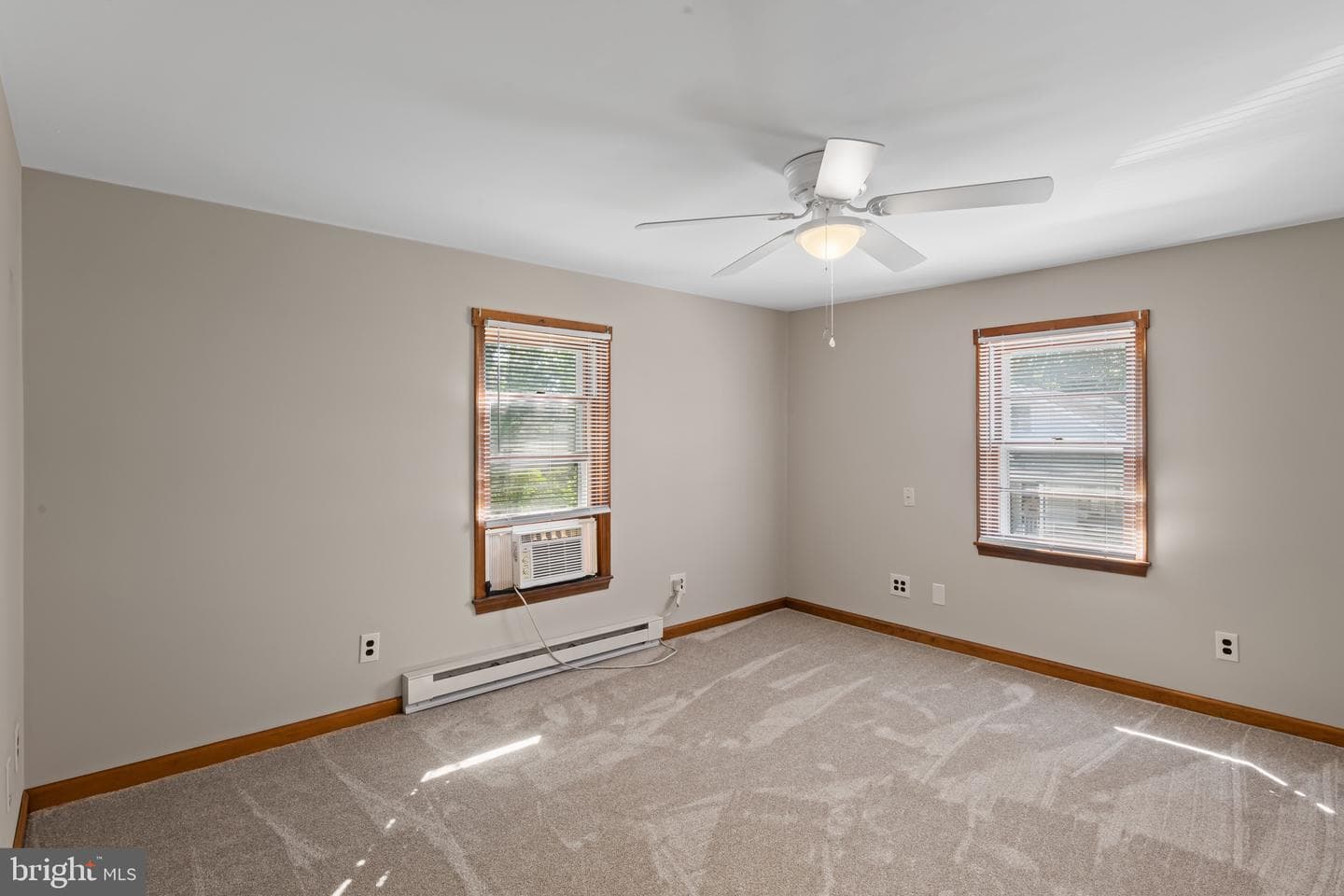 103 Howard Street photo 30
