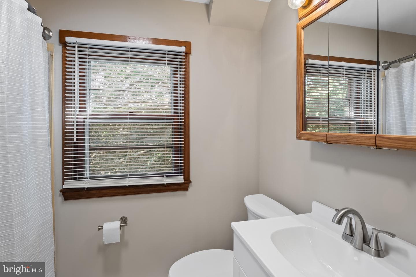 103 Howard Street photo 32