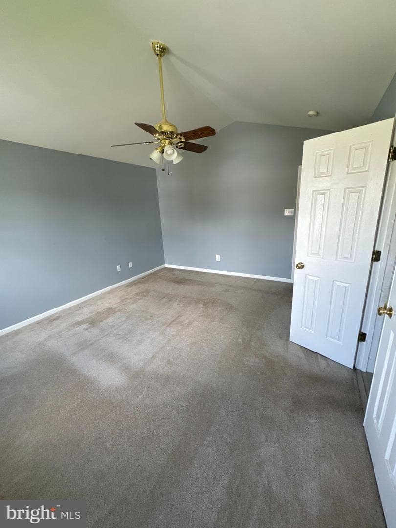 202 Donegal Court photo 10
