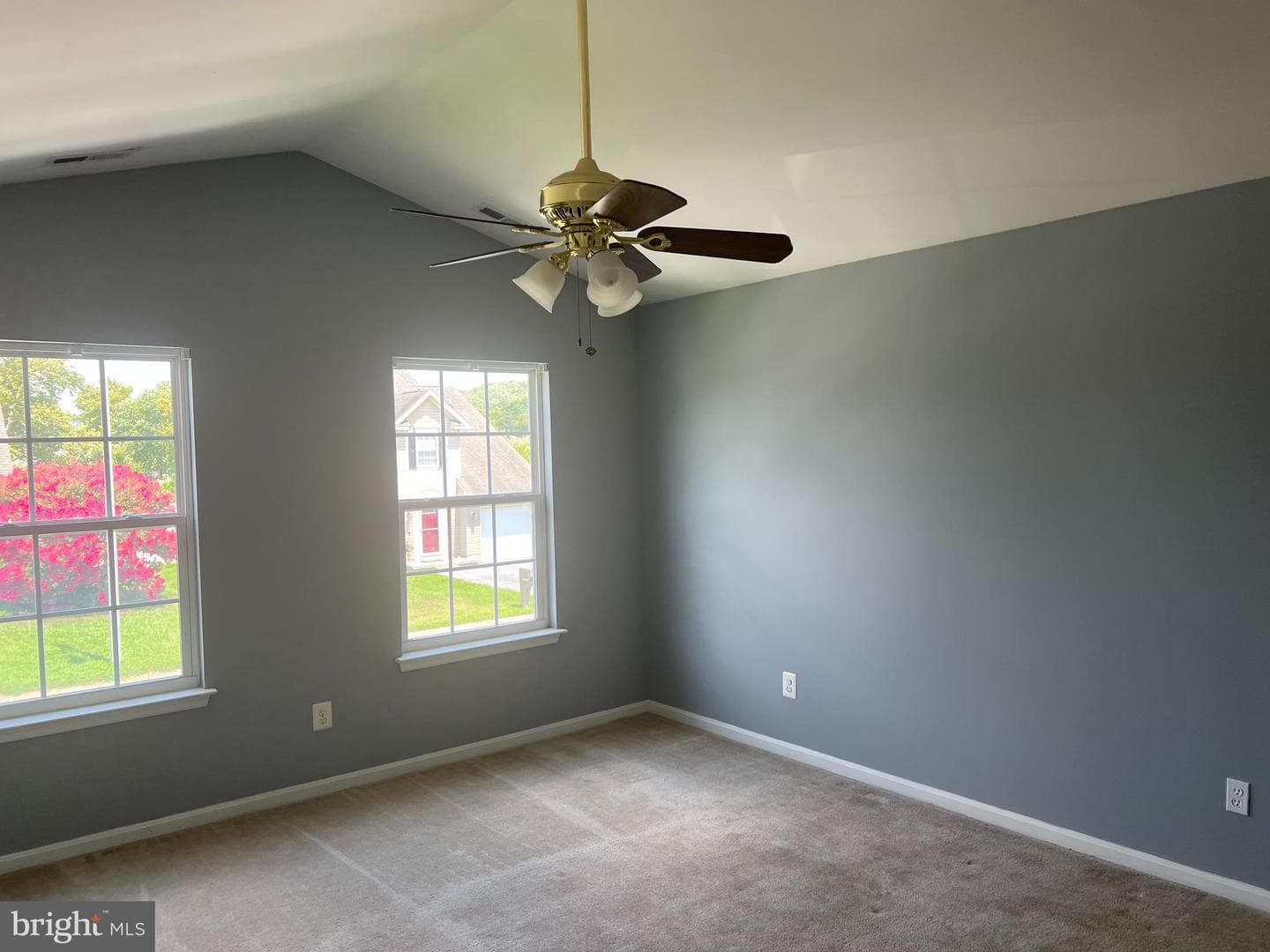 202 Donegal Court photo 19