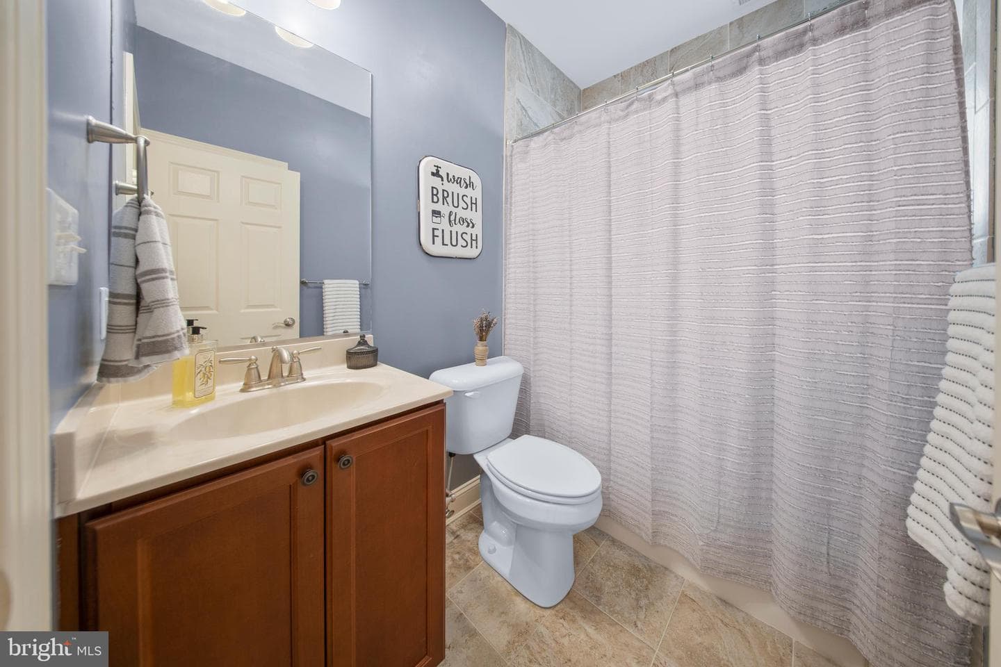 1178 Kestrel Way photo 29