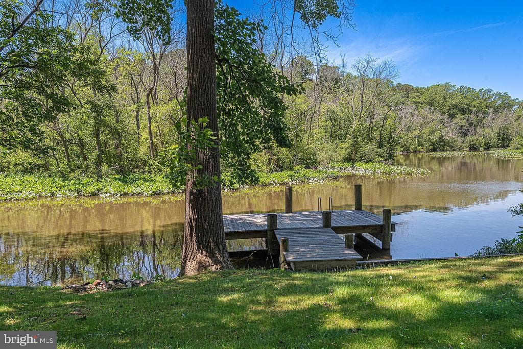 5686 N Nithsdale Drive photo 11