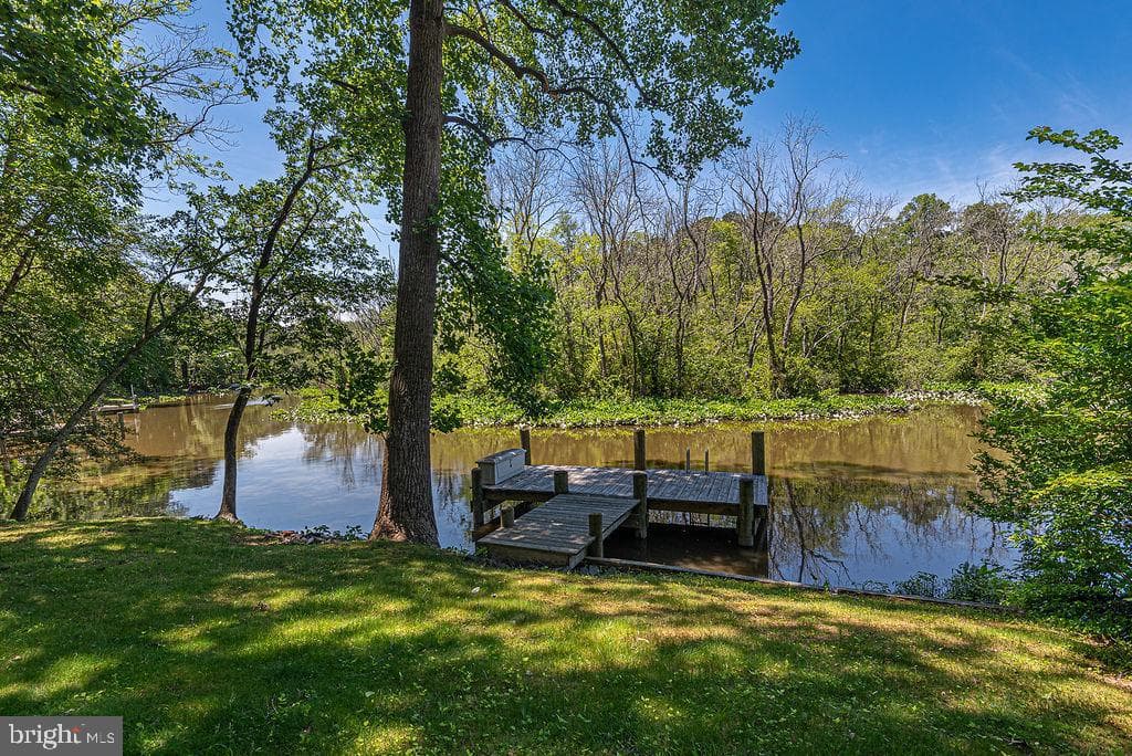 5686 N Nithsdale Drive photo 2