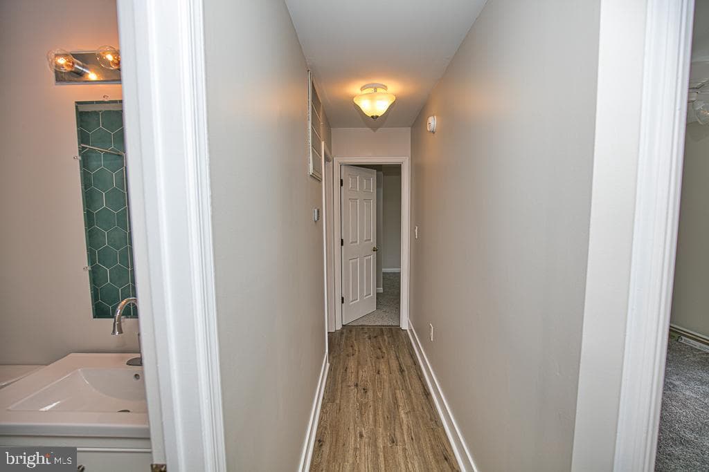 700 E Upland Court photo 21