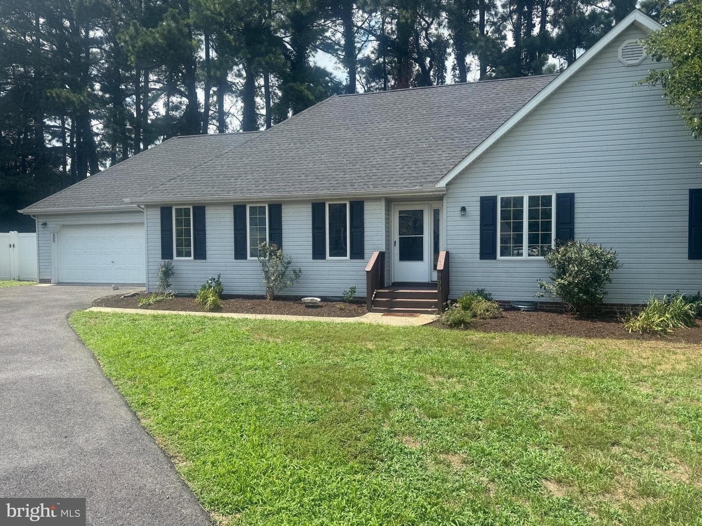 700 E Upland Court photo 4
