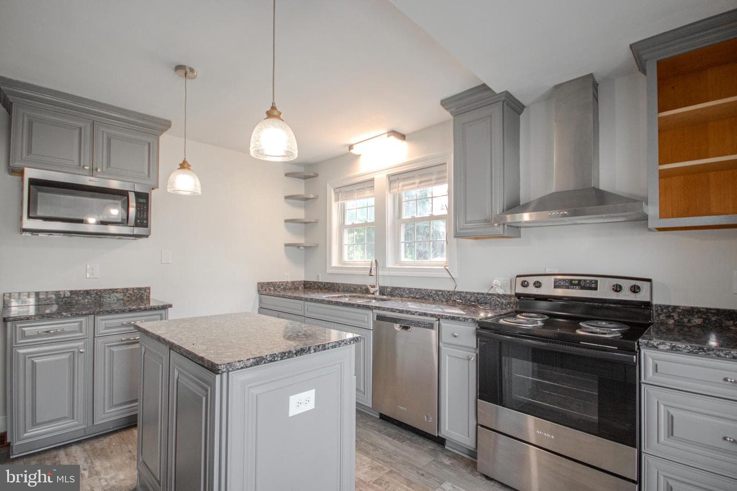 1112 E Main Street photo 17