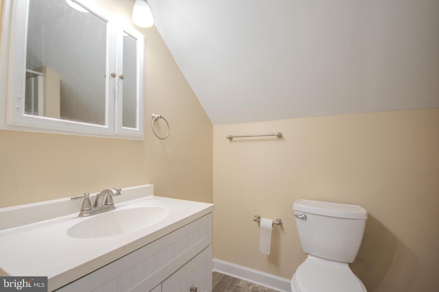 1112 E Main Street photo 31