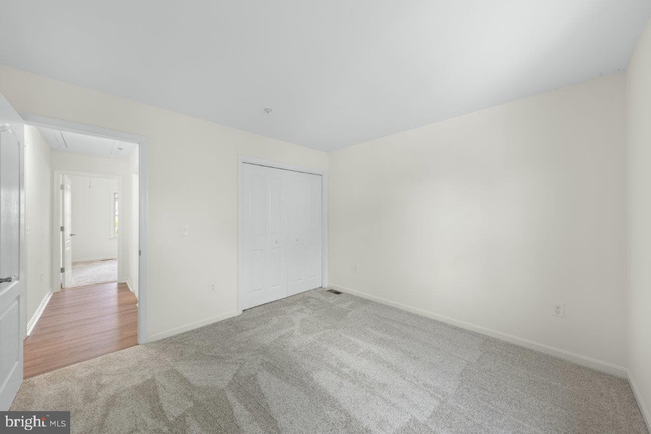 5952 Tappan Lane photo 38