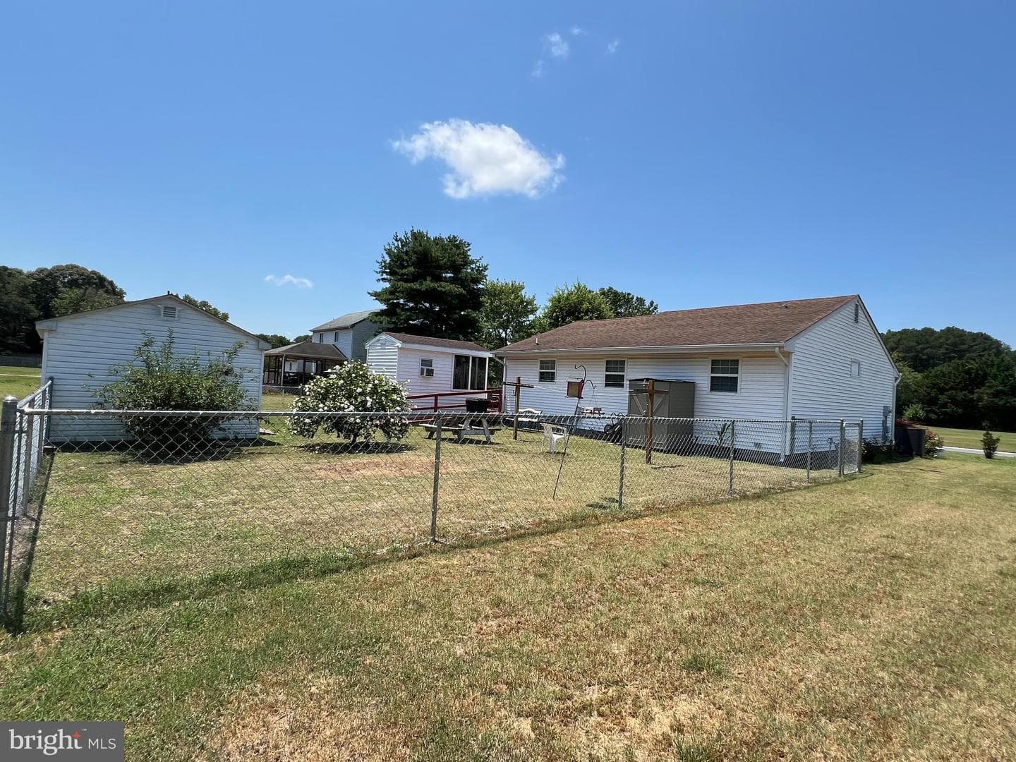 1713 S Mill Drive photo 6