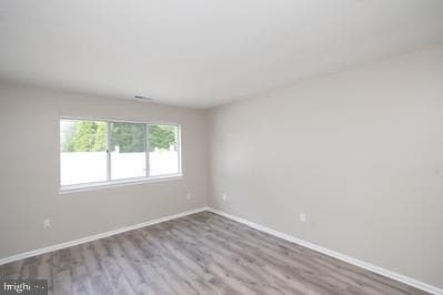 906 James Court photo 12