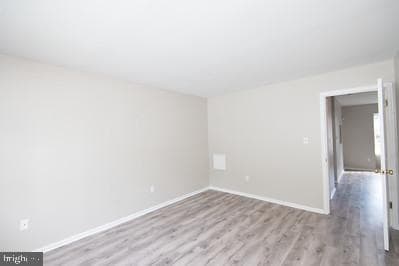 906 James Court photo 16