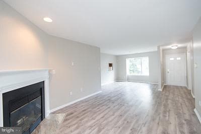 906 James Court photo 20