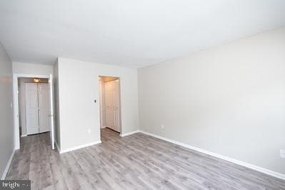 906 James Court photo 9