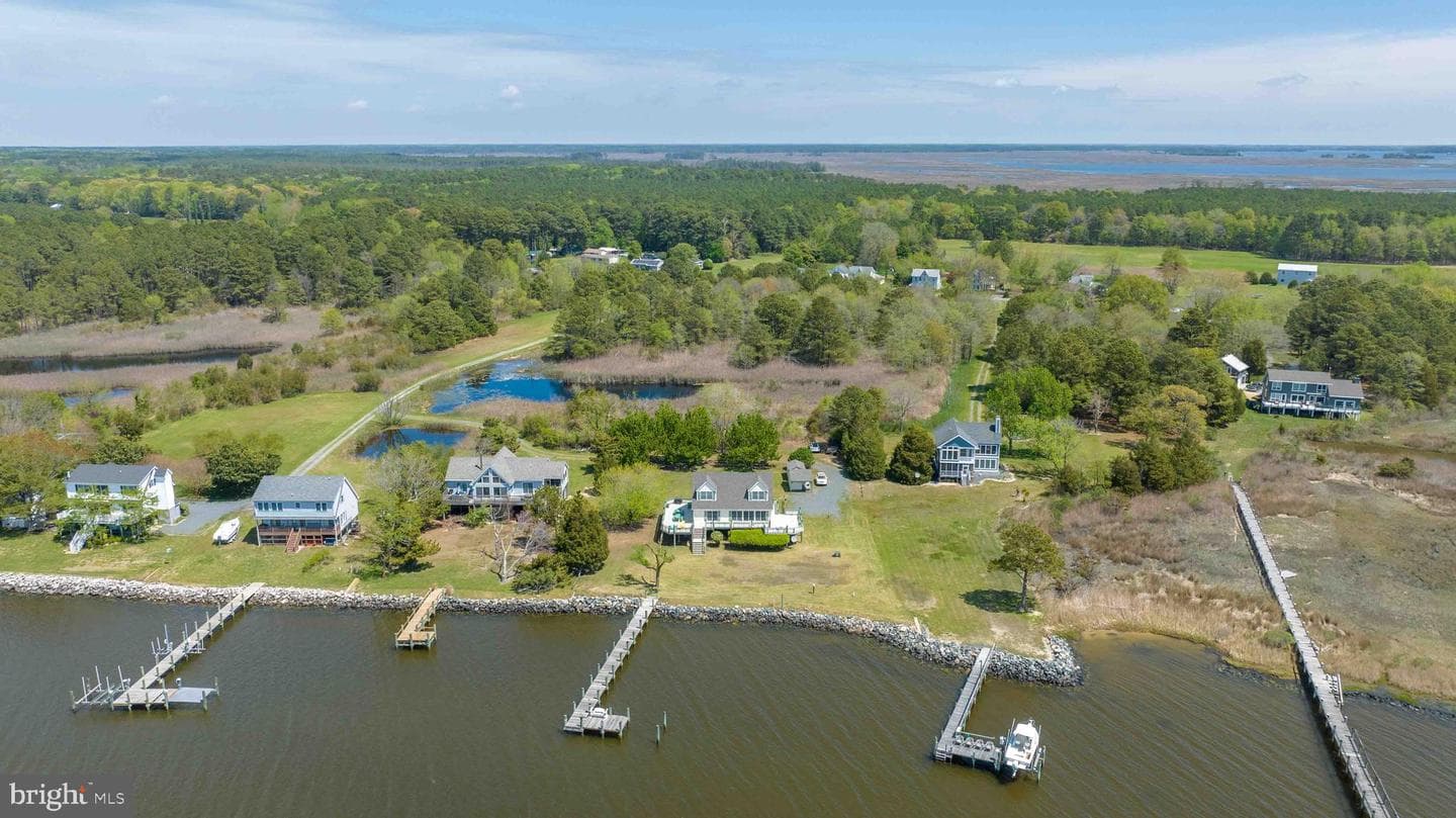 20128 Nanticoke Road photo 18