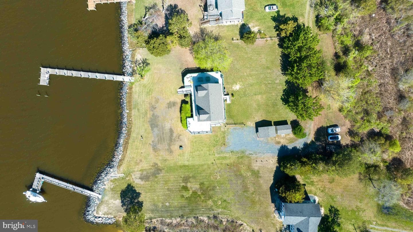20128 Nanticoke Road photo 9
