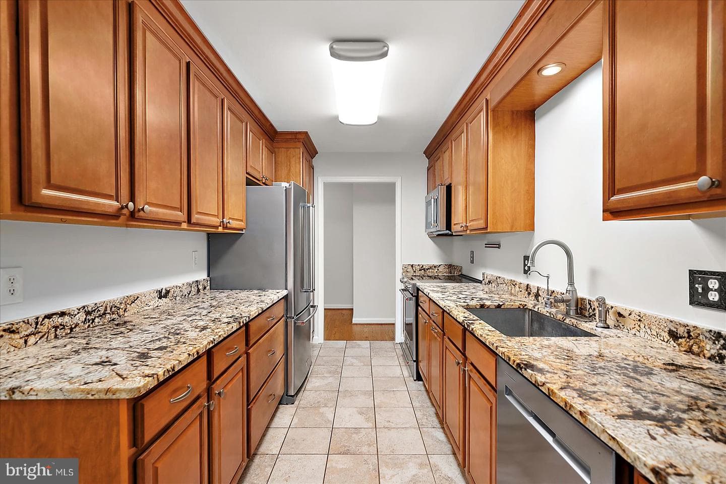 1305 Taney Avenue photo 15