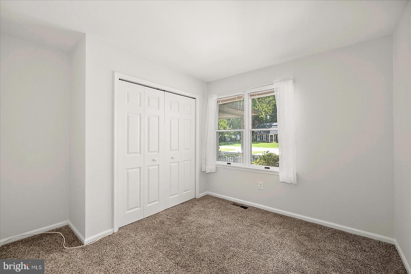 1305 Taney Avenue photo 35