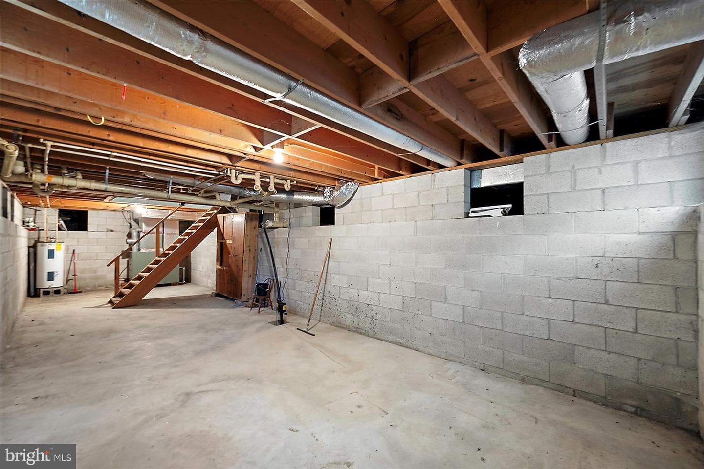 1305 Taney Avenue photo 40
