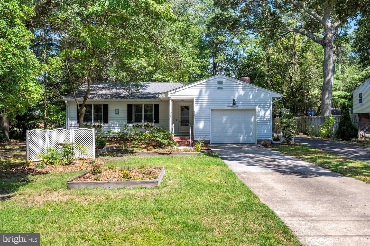1305 Taney Avenue photo 42