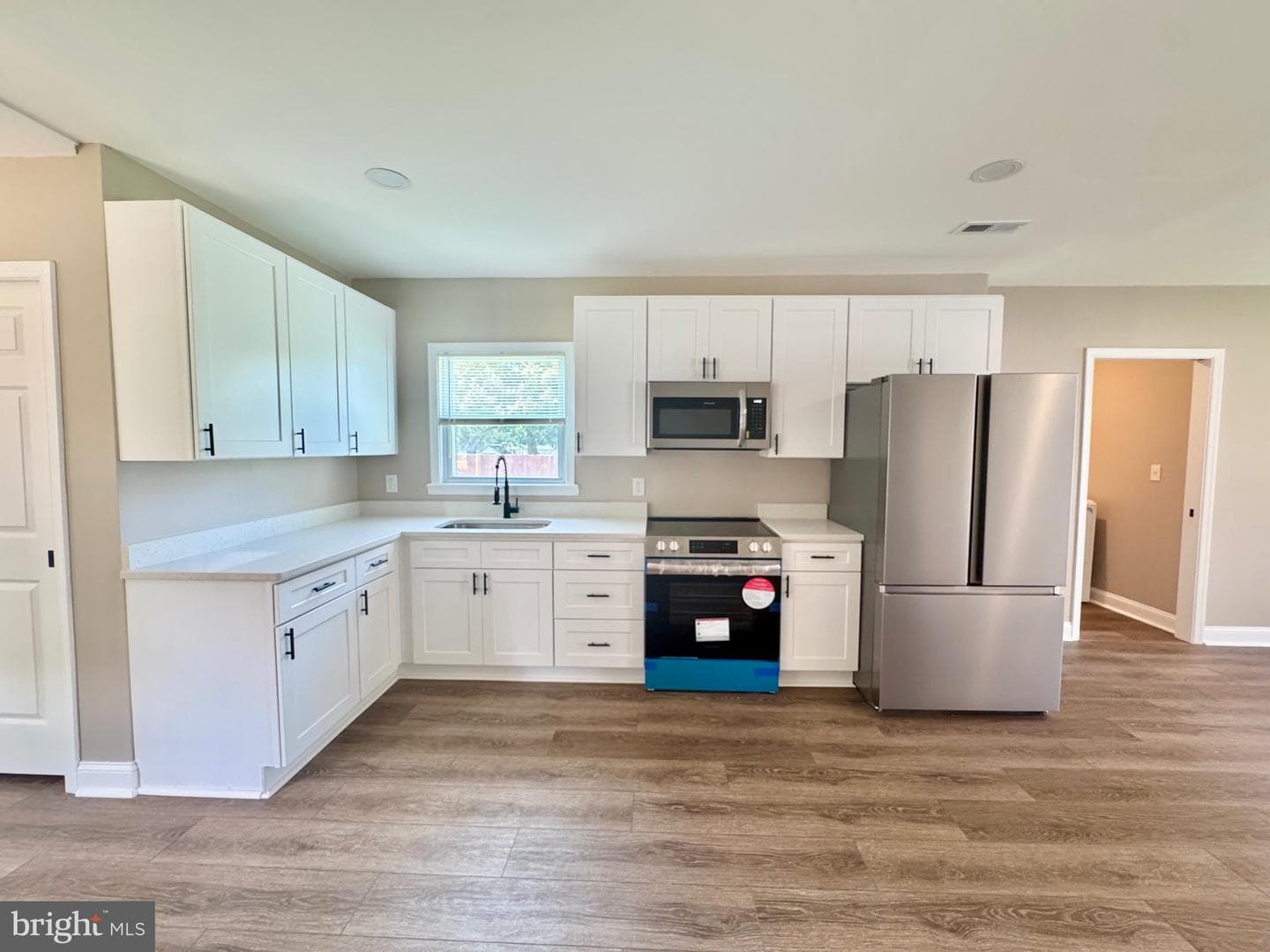20533 Nanticoke Road photo 8