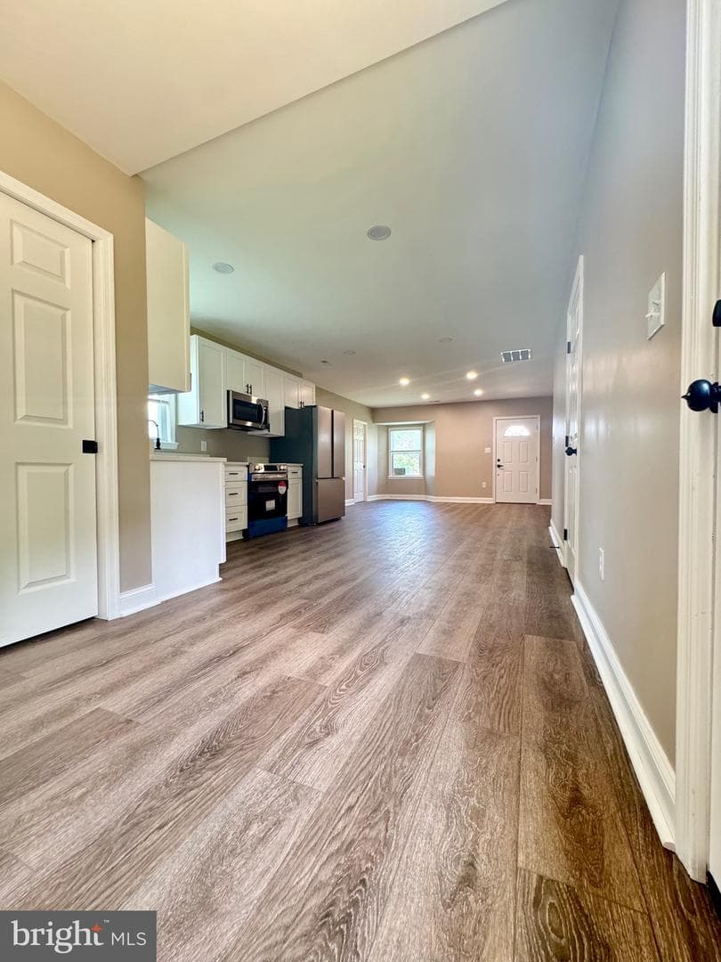 20533 Nanticoke Road photo 9