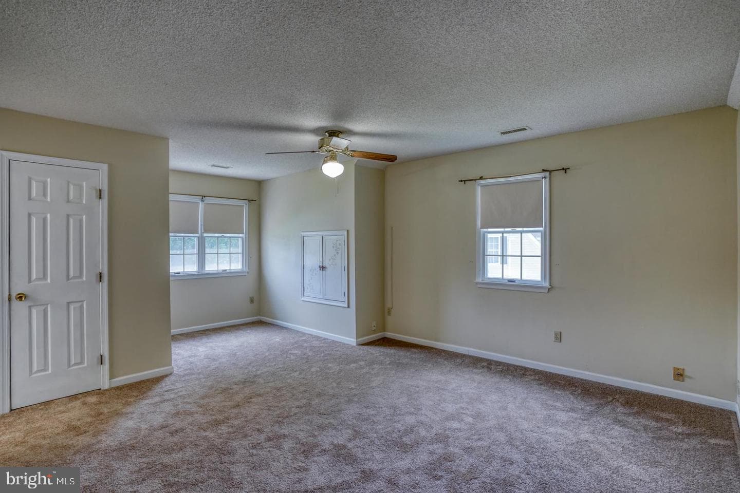 309 W London Avenue photo 19