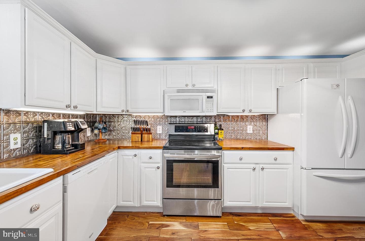 507 Ferry Street photo 17