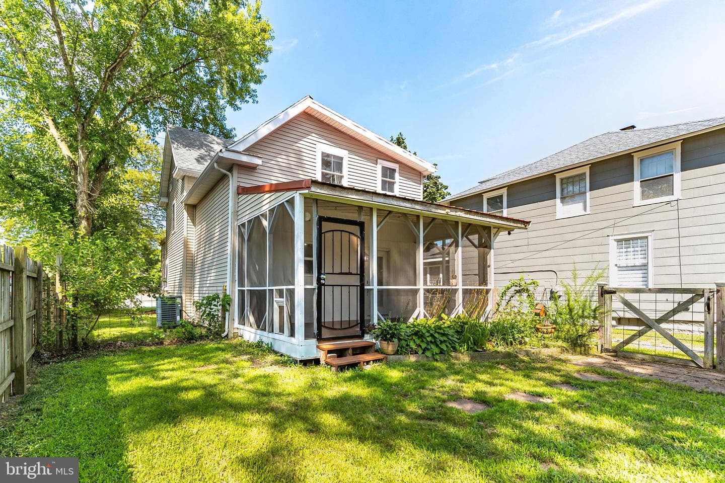 507 Ferry Street photo 50