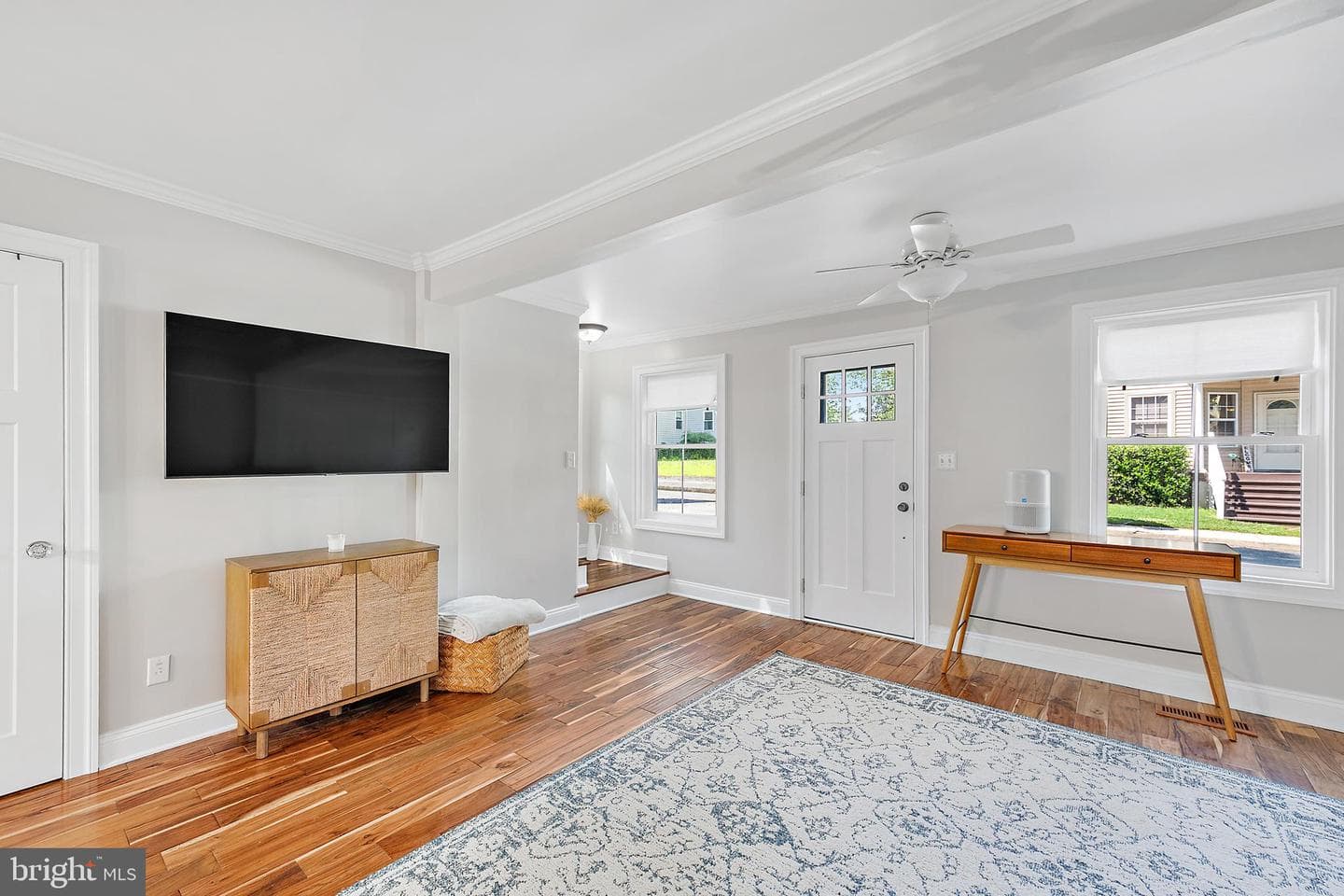 507 Ferry Street photo 9
