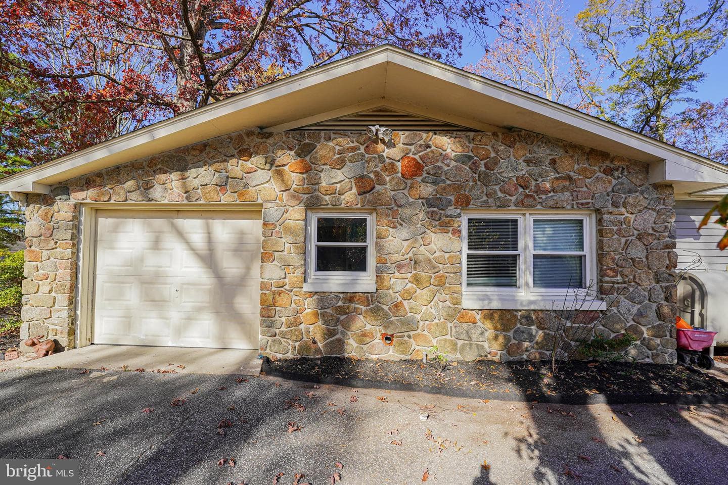 503 S Kaywood Drive photo 3