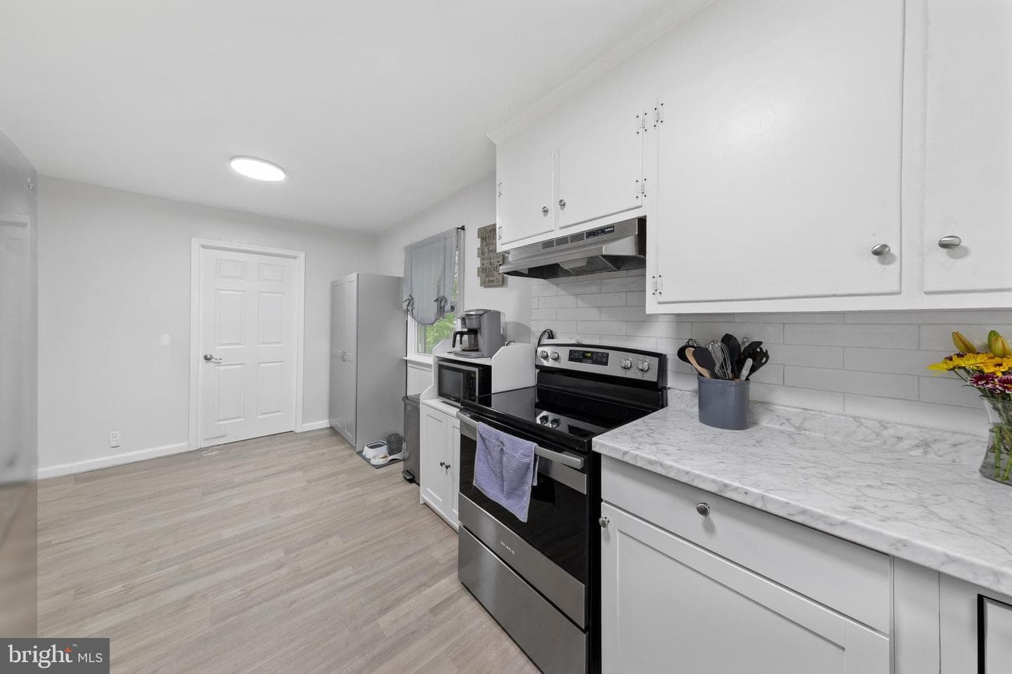 27500 Edgewood Circle photo 12