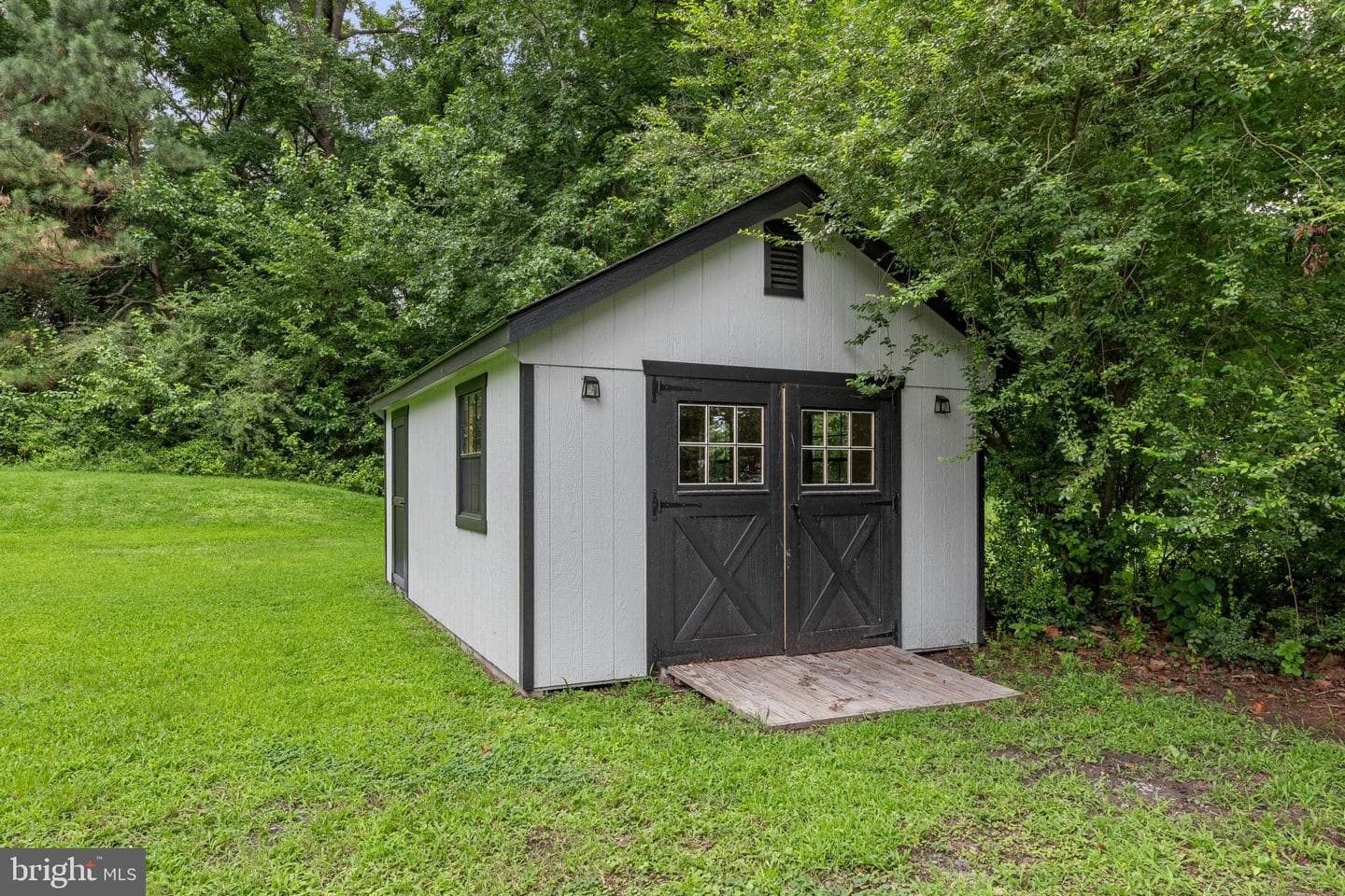 27500 Edgewood Circle photo 36