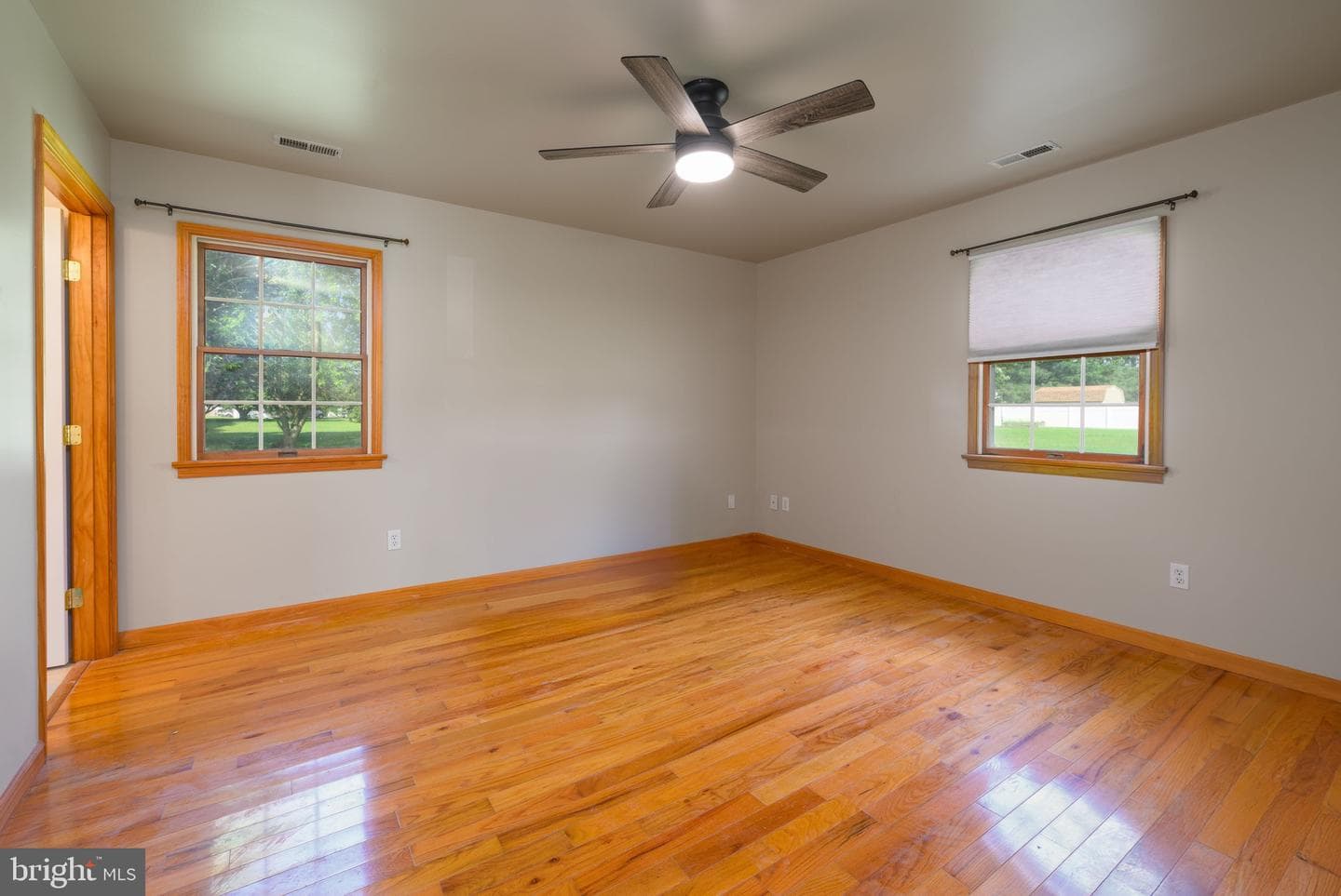 506 Barnsdale Drive photo 25