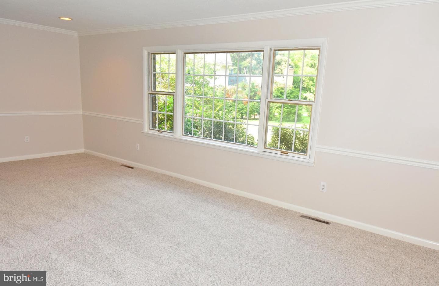 8248 Robin Hood Drive photo 7