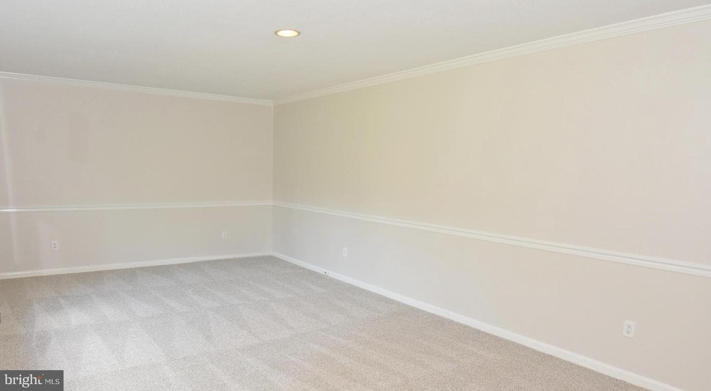 8248 Robin Hood Drive photo 8