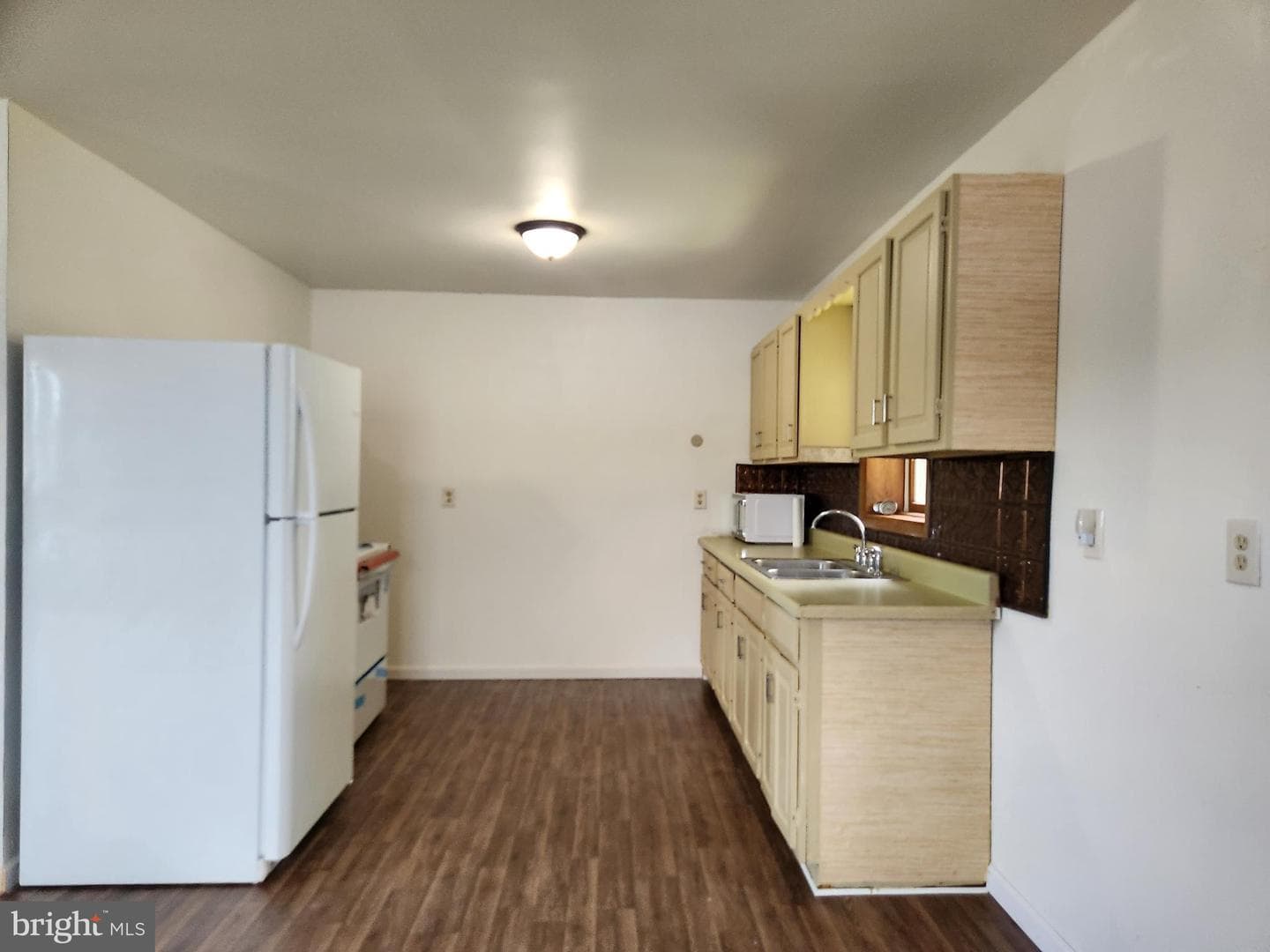 403 Rose Street photo 20