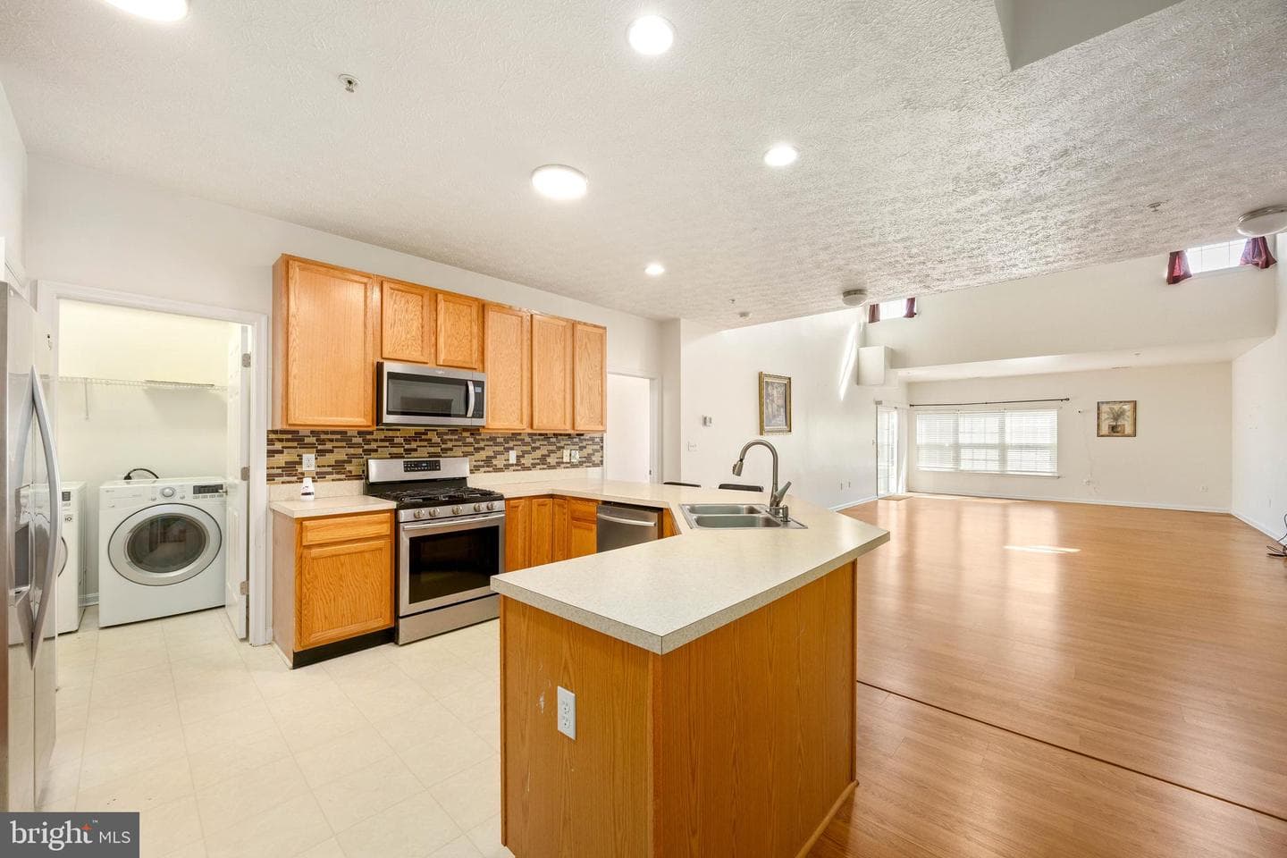 9549 Wedge Way photo 24