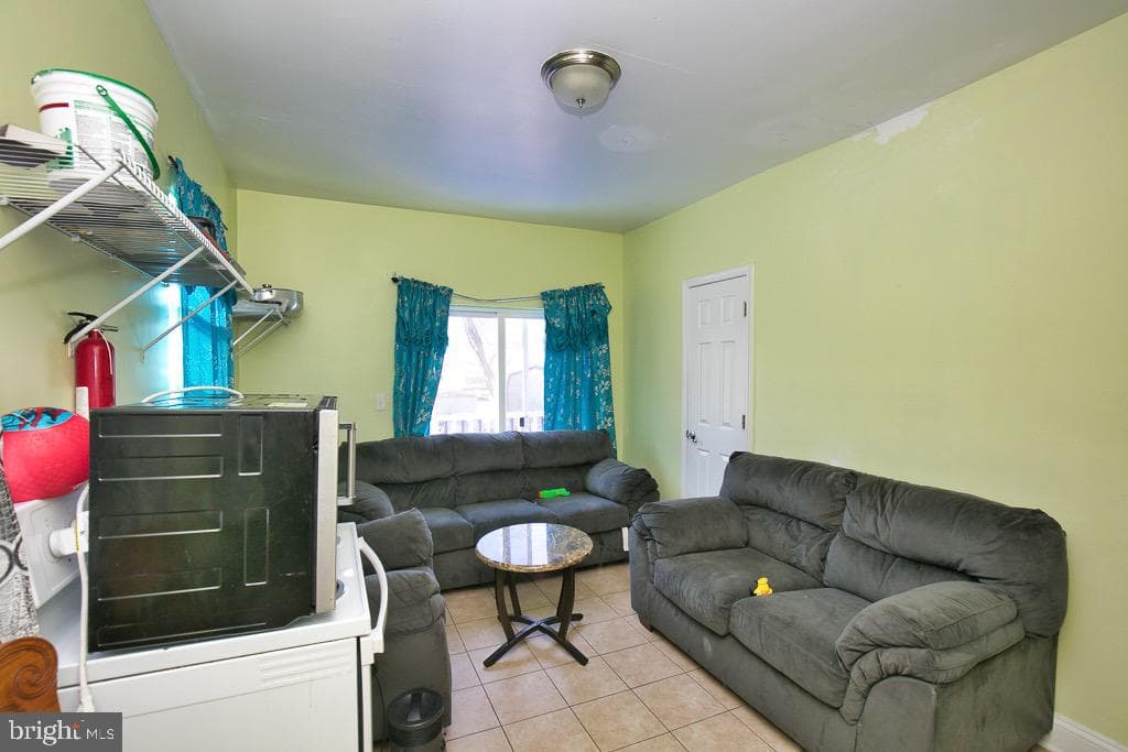 430 Priscilla Street photo 42