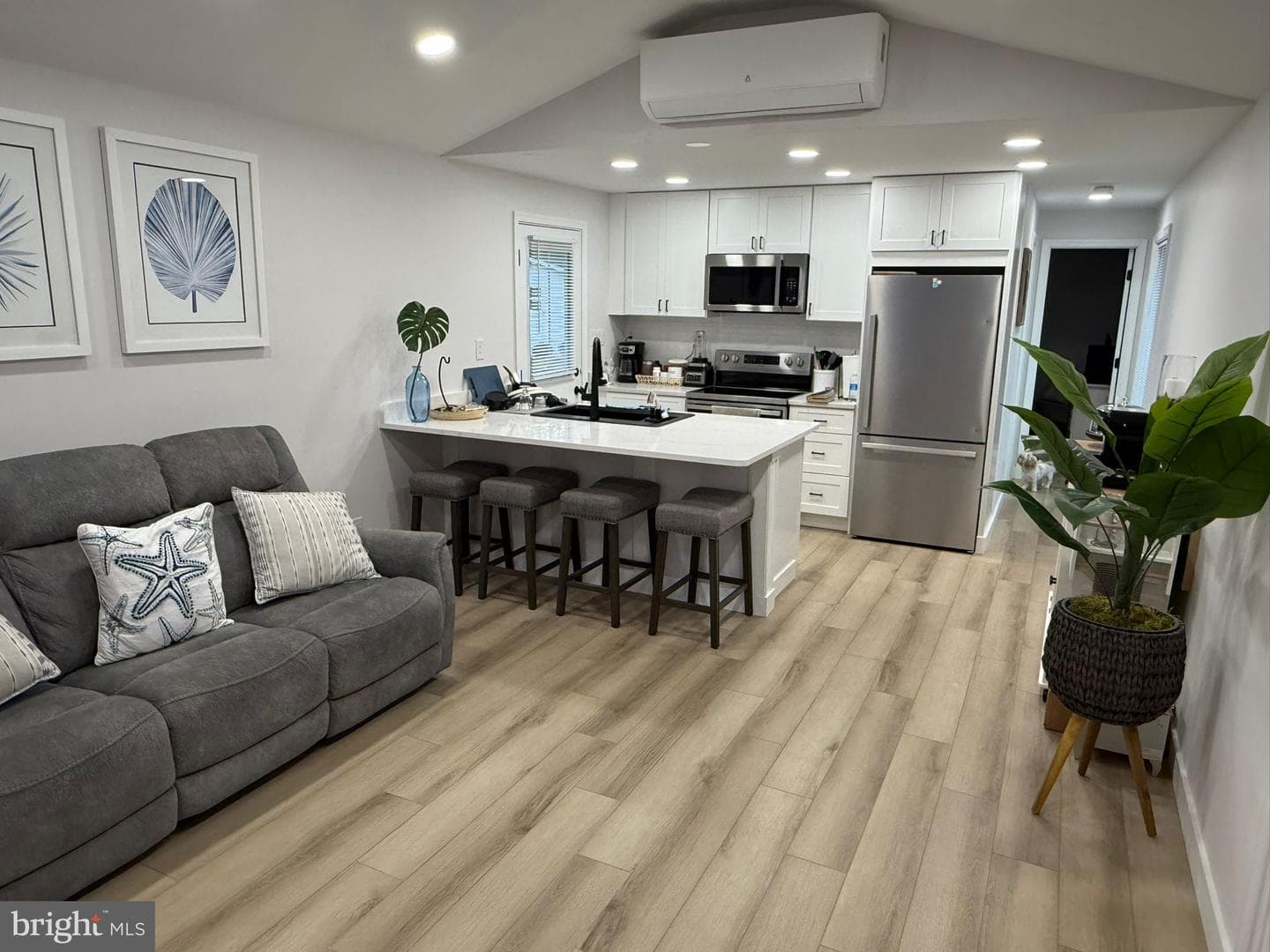 5088 Sailfish Drive photo 4