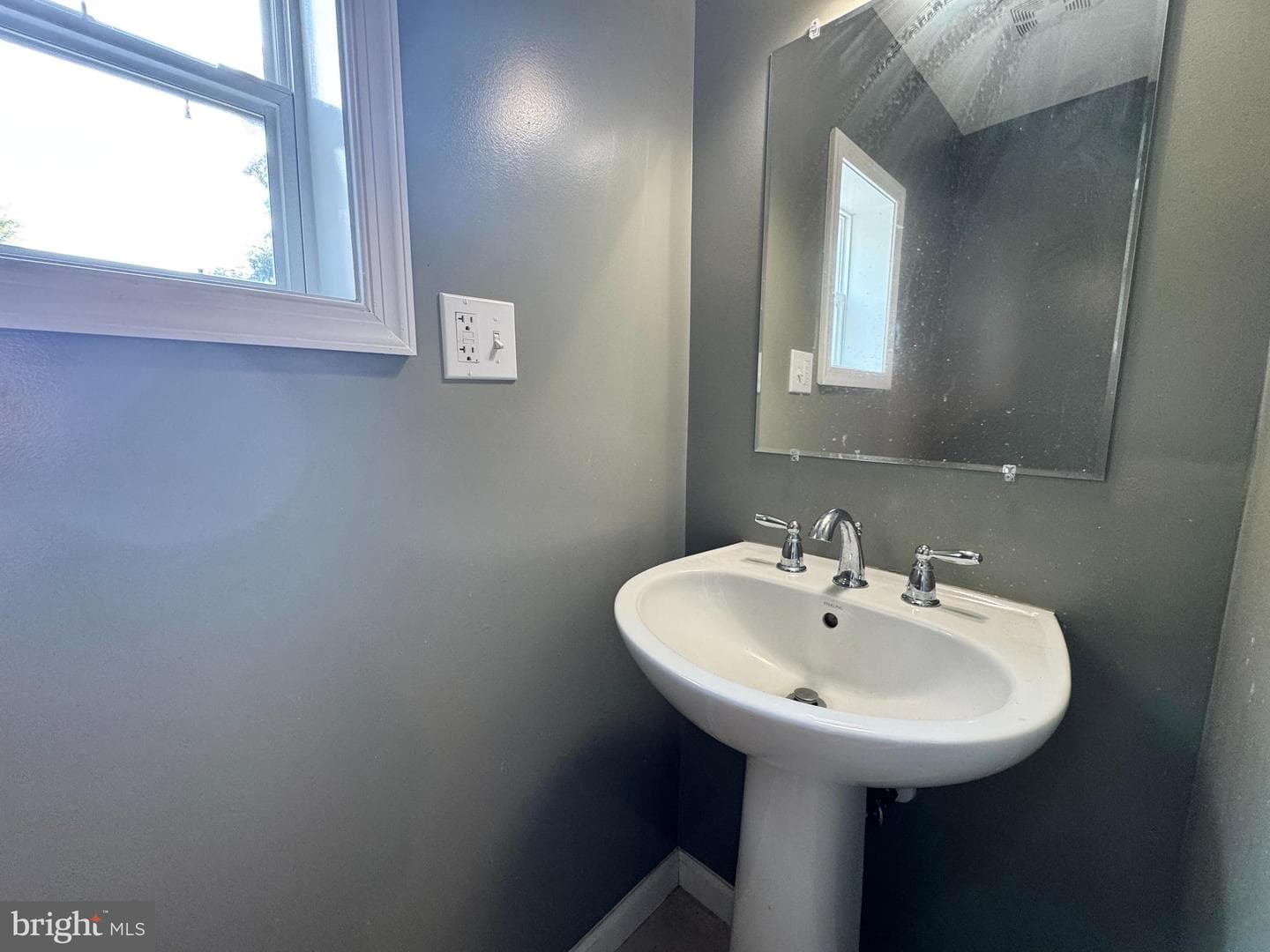 923 Preston Street photo 17