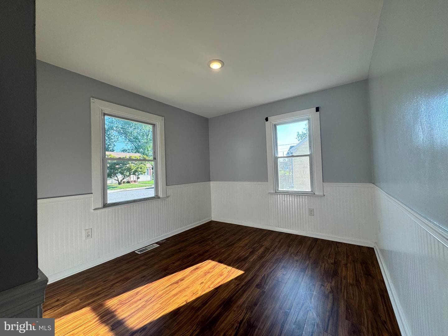 923 Preston Street photo 23