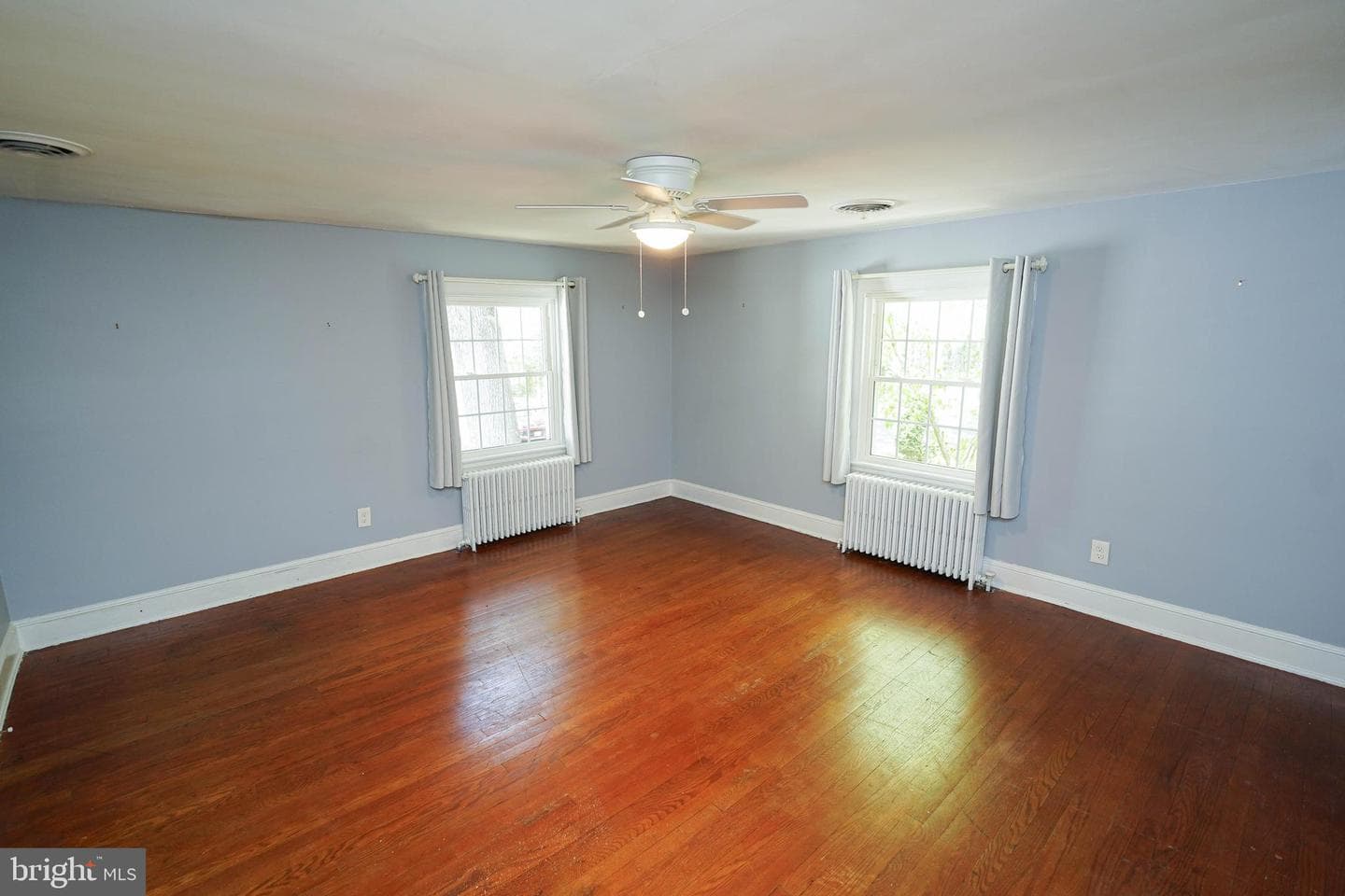 722 S Park Drive photo 32