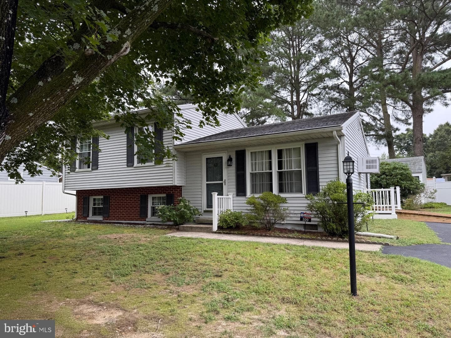 509 Regency Drive photo 1