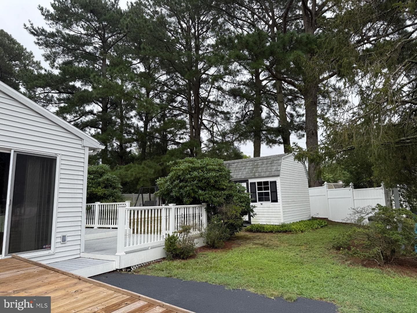 509 Regency Drive photo 28