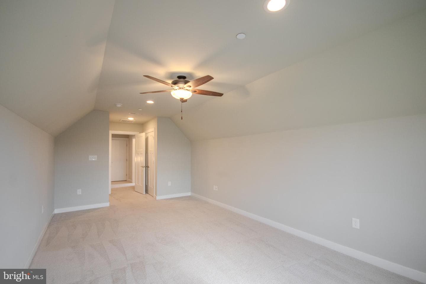 27243 Equestrian Drive photo 32