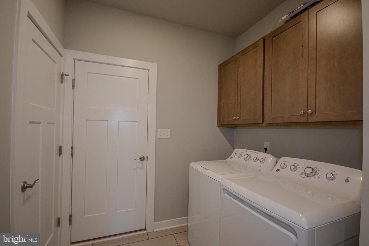 27243 Equestrian Drive photo 35