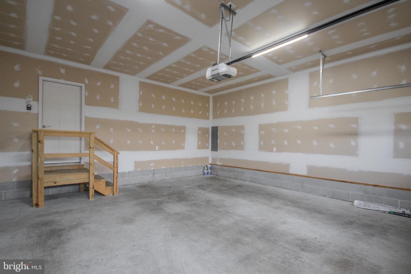 27243 Equestrian Drive photo 37