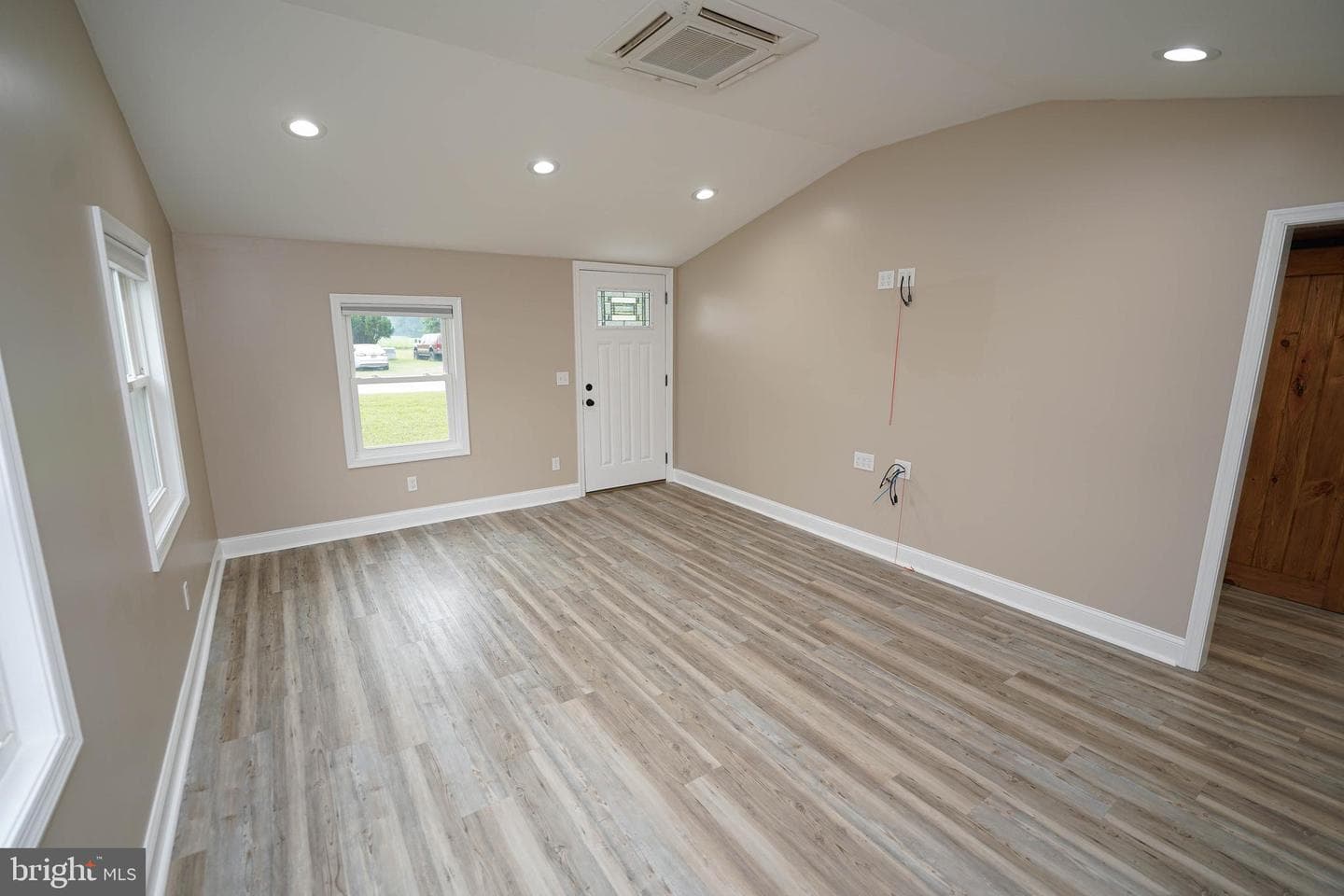 5025 Airport Road photo 12